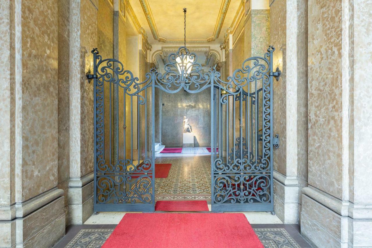 Appartamento ViaBoschetti1 Milano Esterno foto